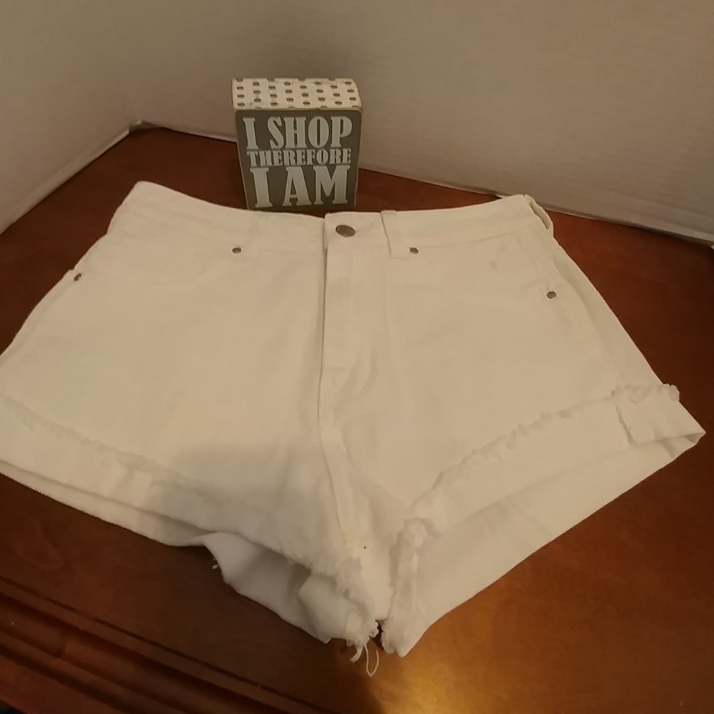 Kendall & Kylie White Cut Off Denim Shorts 27